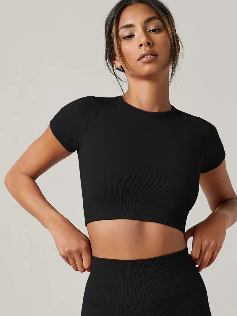 ZOE – SEAMLESS YOGA & ACTIVE TOP