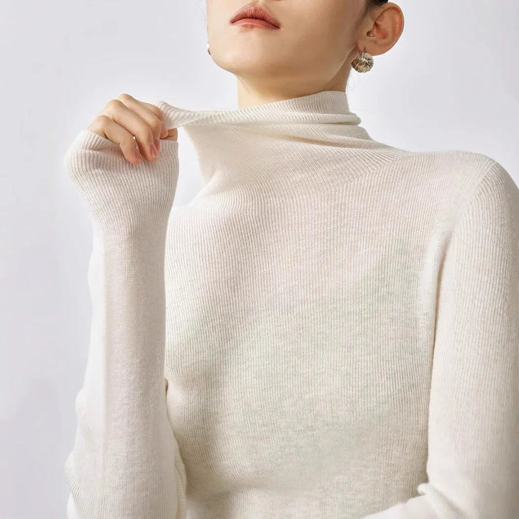 HANNAH – WOOLEN KNIT TOP & HIGH COLLAR SHIRT